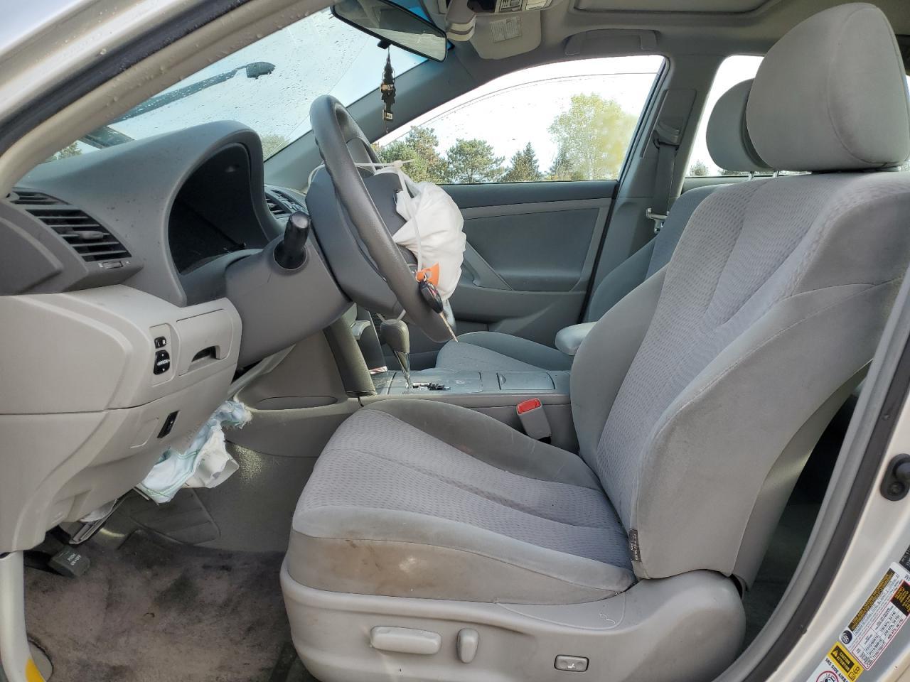2011 TOYOTA CAMRY