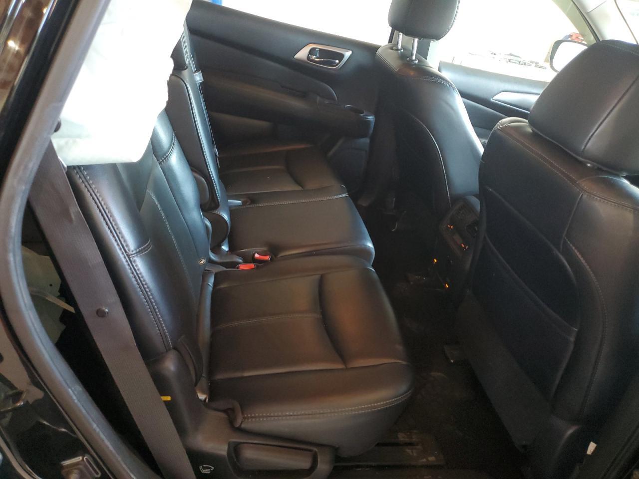 2017 NISSAN PATHFINDER