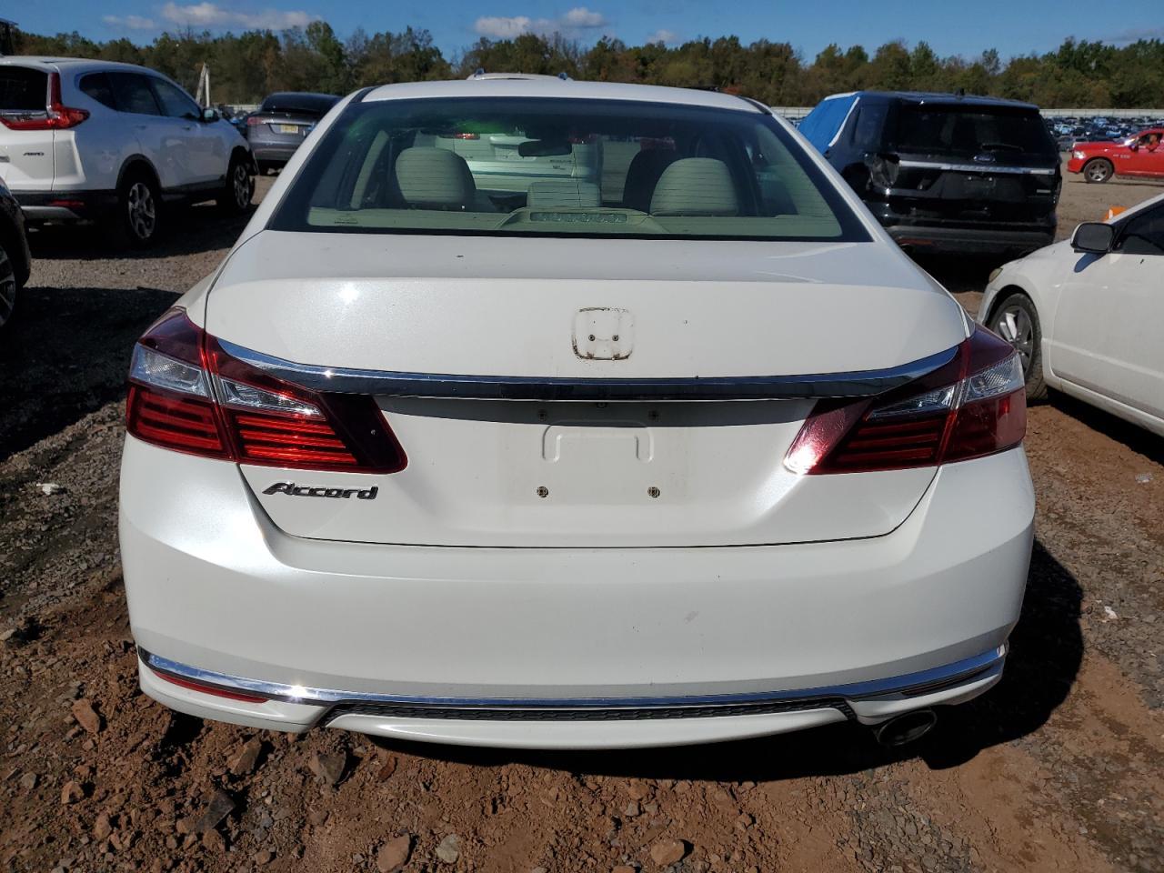 2017 HONDA ACCORD