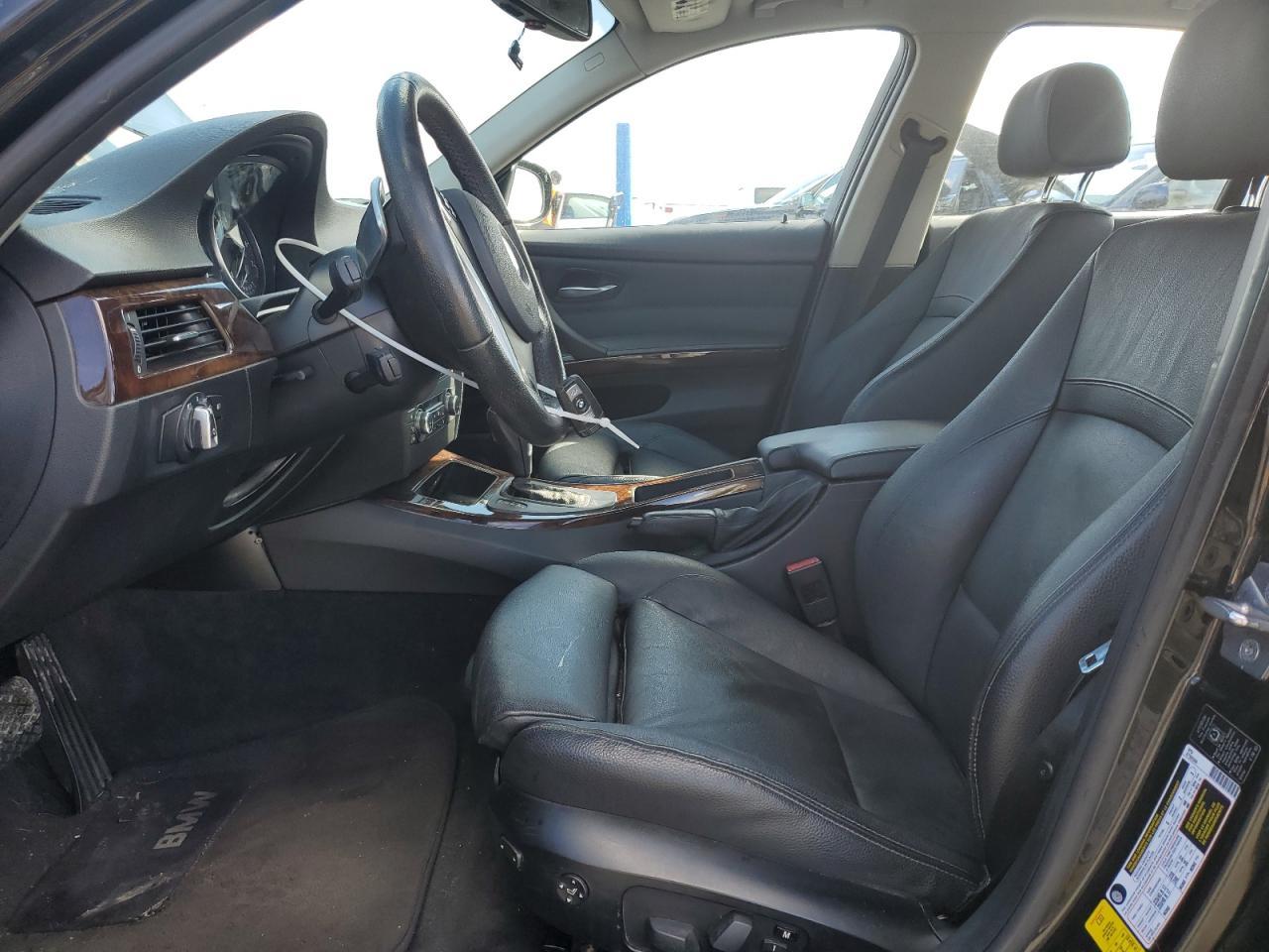 2011 BMW 3 SERIES