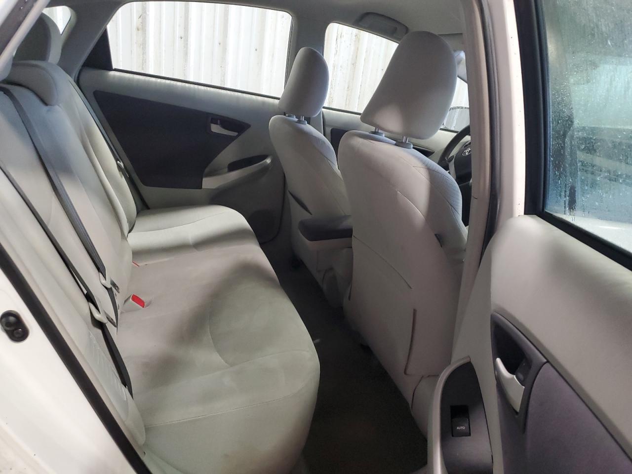 2010 TOYOTA PRIUS