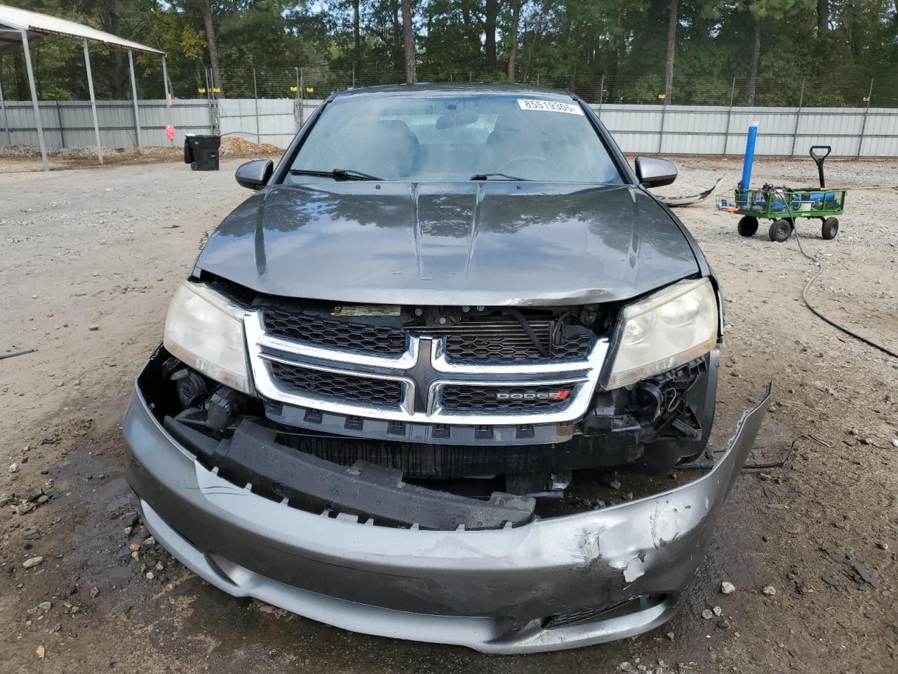 2012 DODGE Avenger