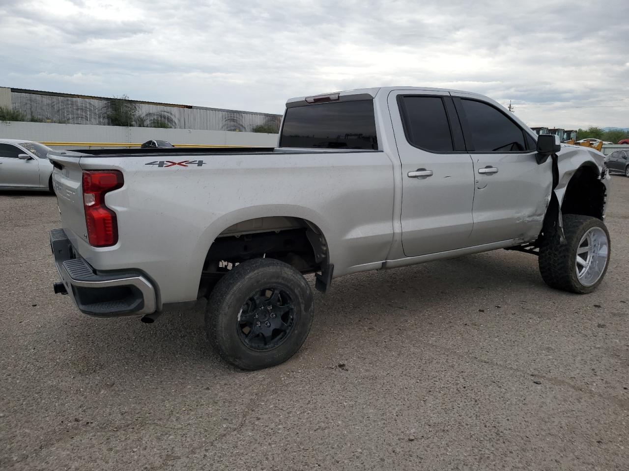 2020 CHEVROLET Silverado