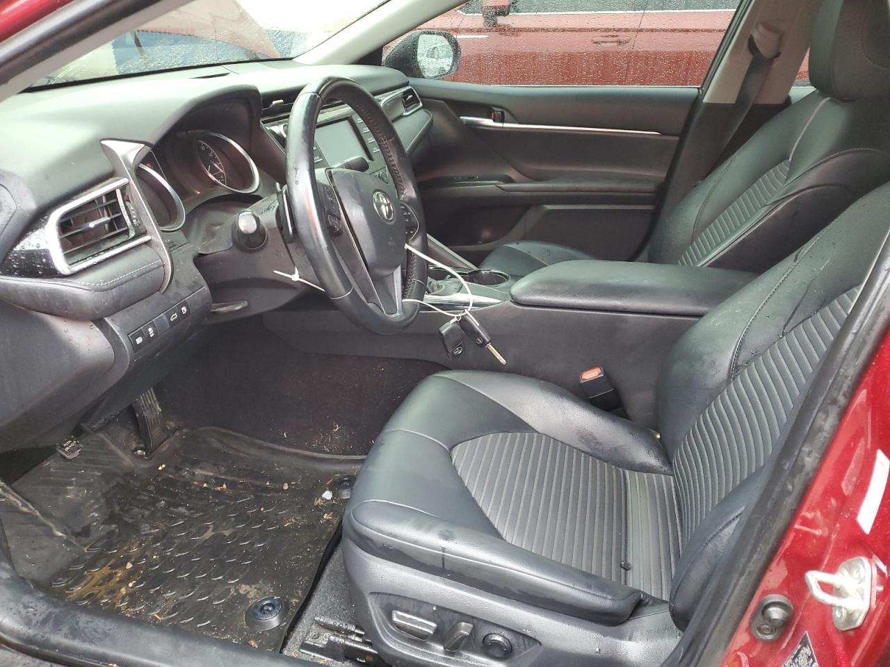 2018 TOYOTA CAMRY