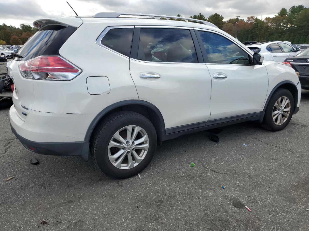 2014 NISSAN ROGUE