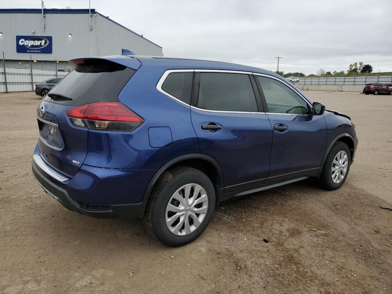 2017 NISSAN ROGUE