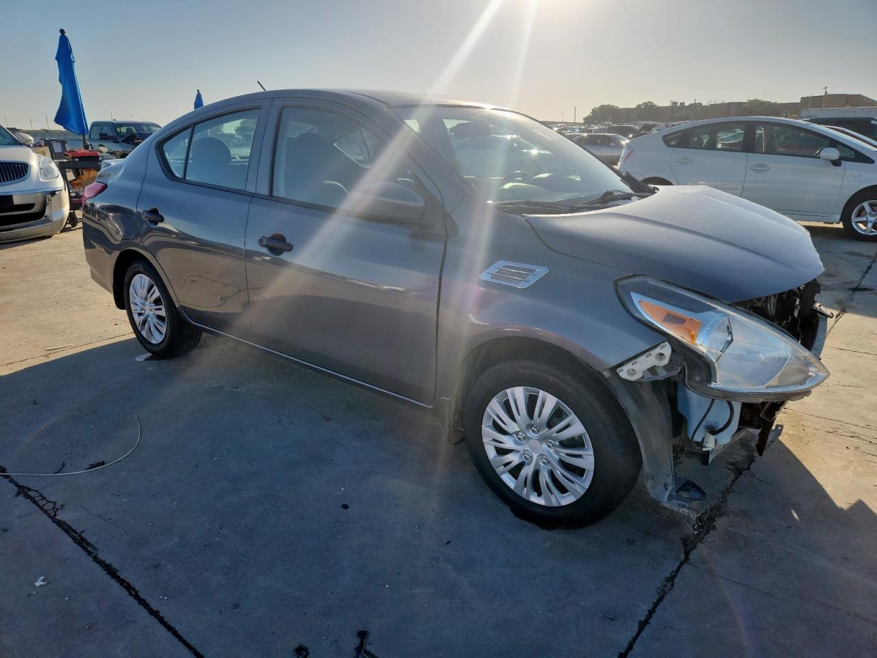 2018 NISSAN VERSA