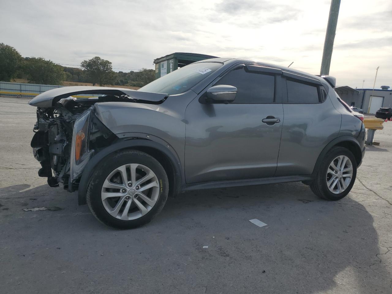 2015 NISSAN Juke