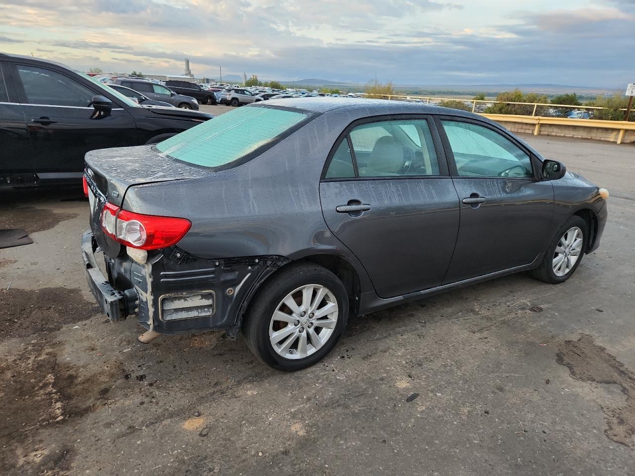 2011 TOYOTA COROLLA