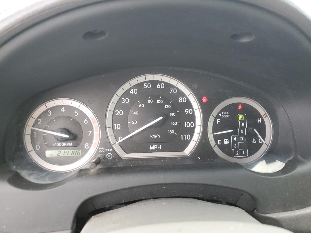 2005 TOYOTA SIENNA