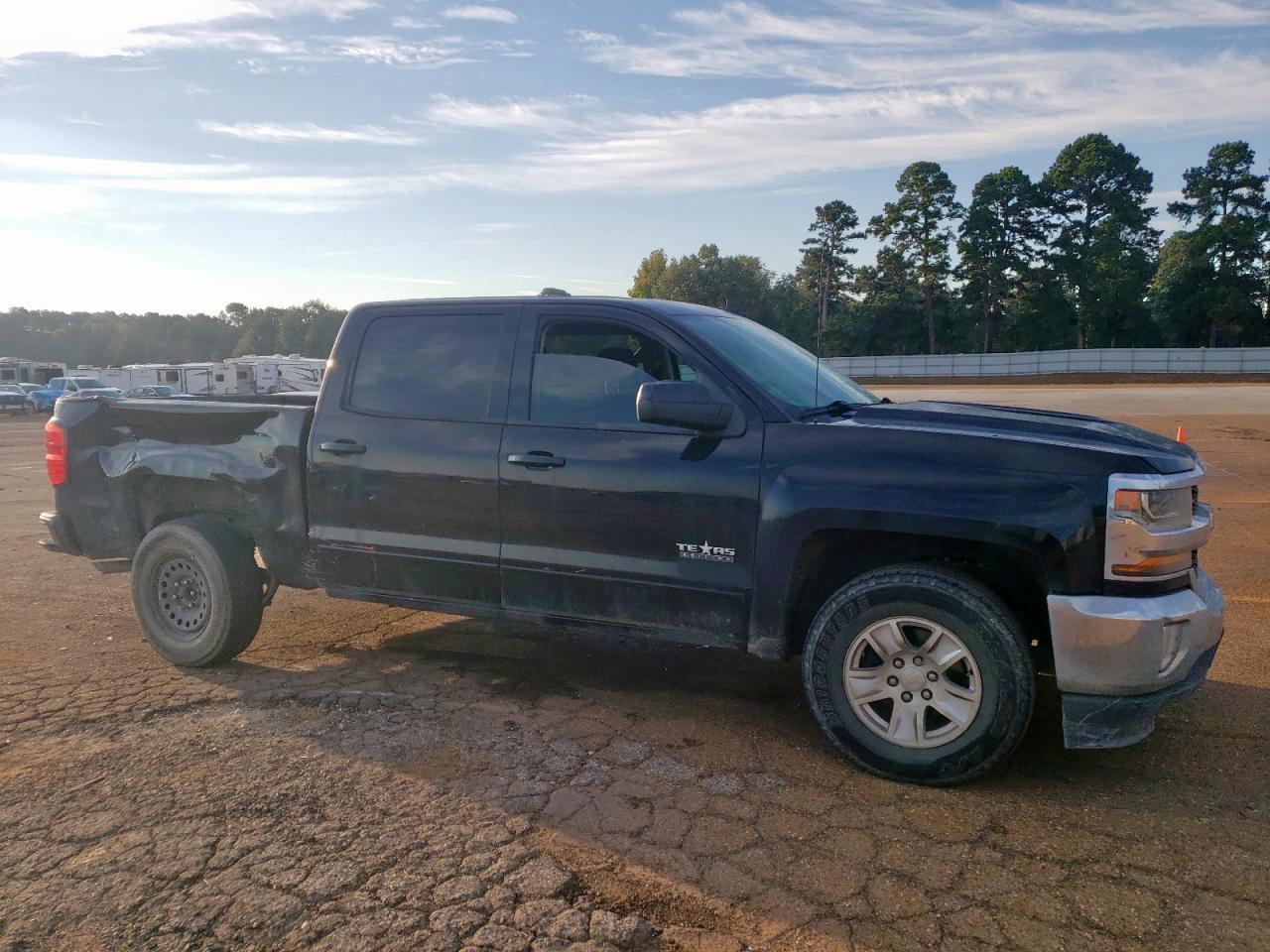 2018 CHEVROLET Silverado
