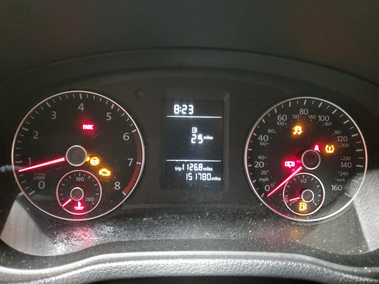 2014 VOLKSWAGEN Passat