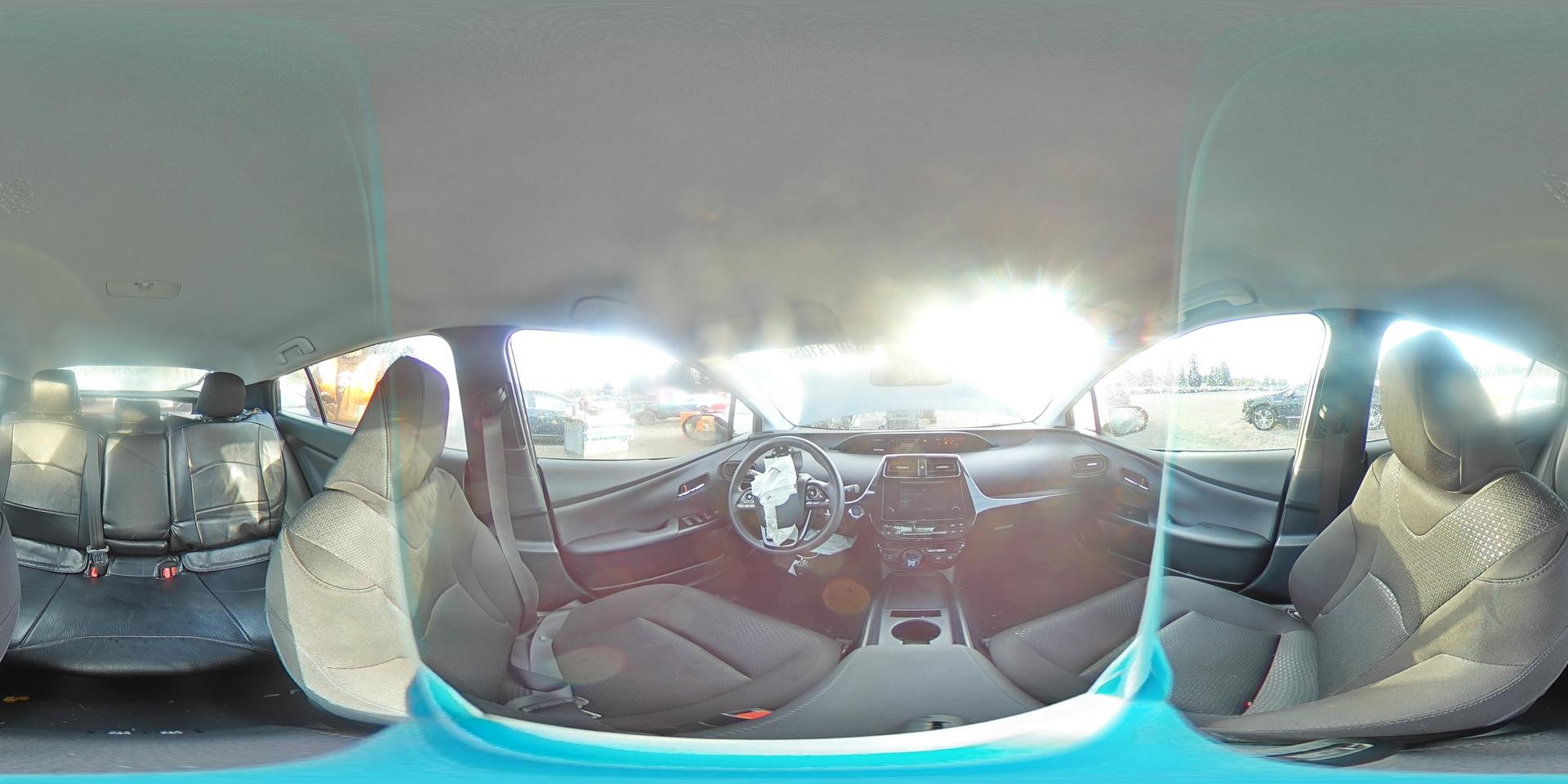 2019 TOYOTA PRIUS