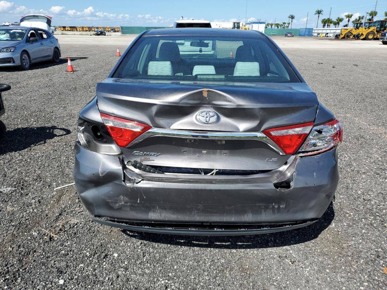 2017 TOYOTA CAMRY
