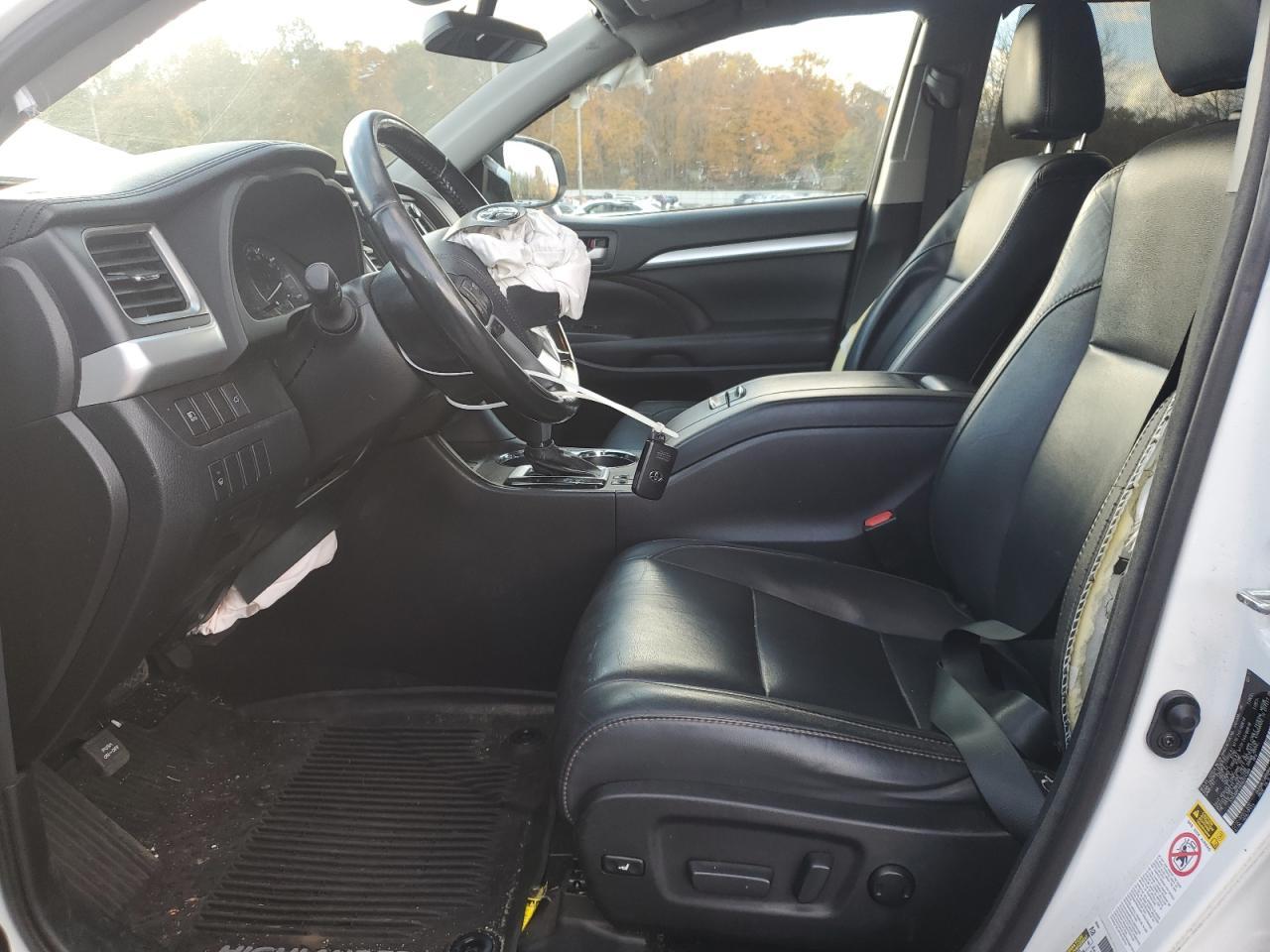 2017 TOYOTA HIGHLANDER