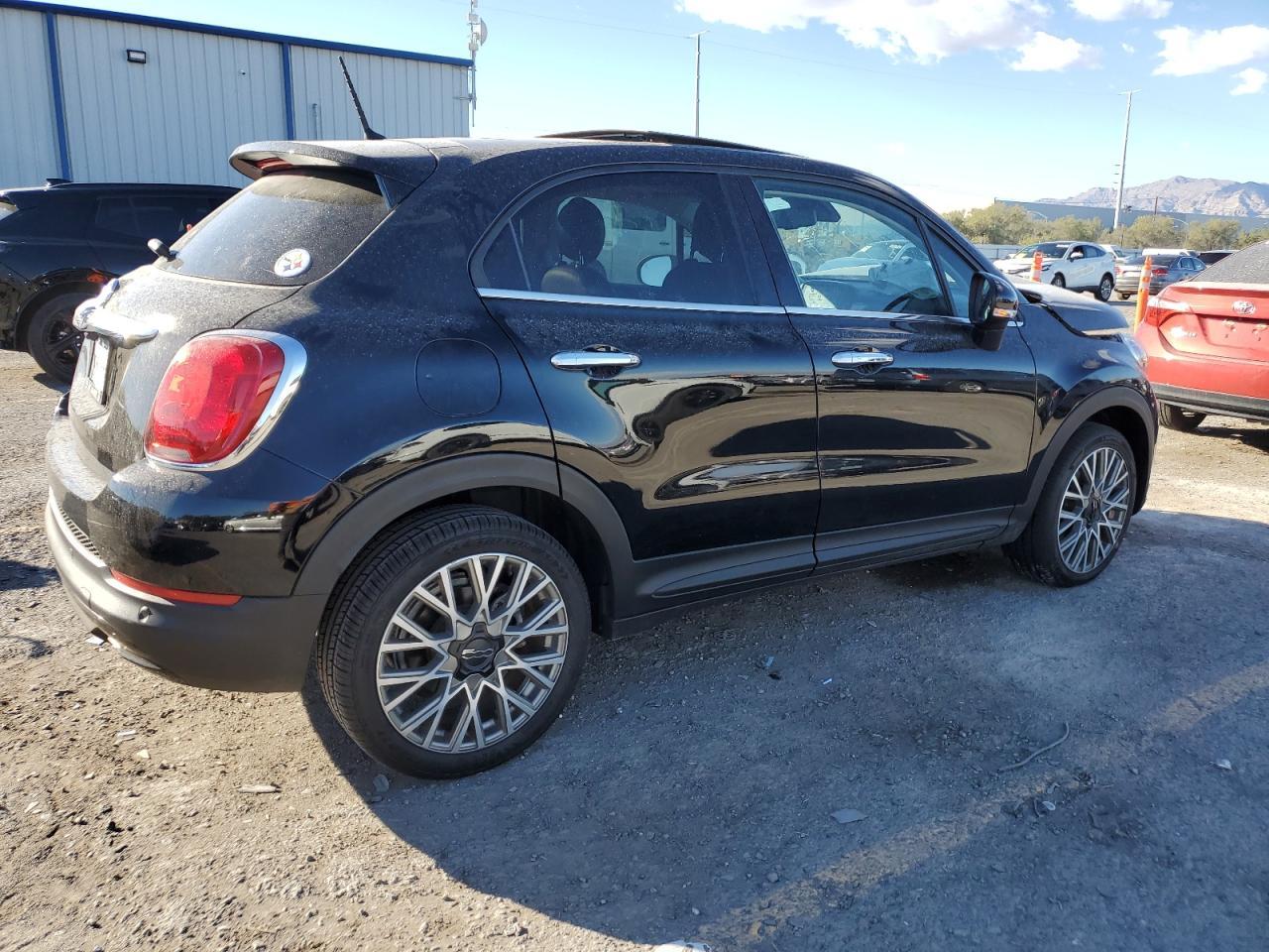 2017 FIAT 500X