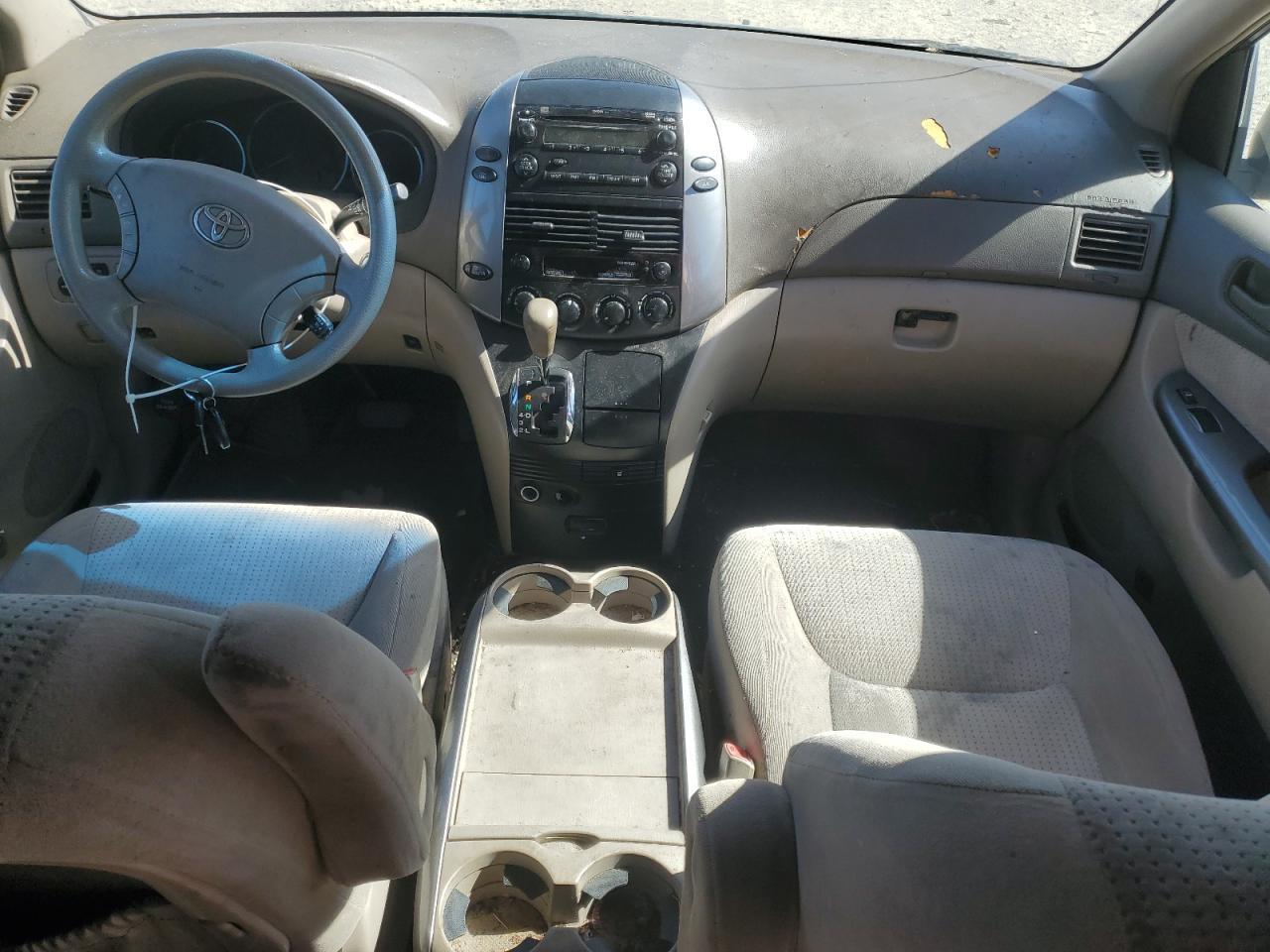 2008 TOYOTA SIENNA