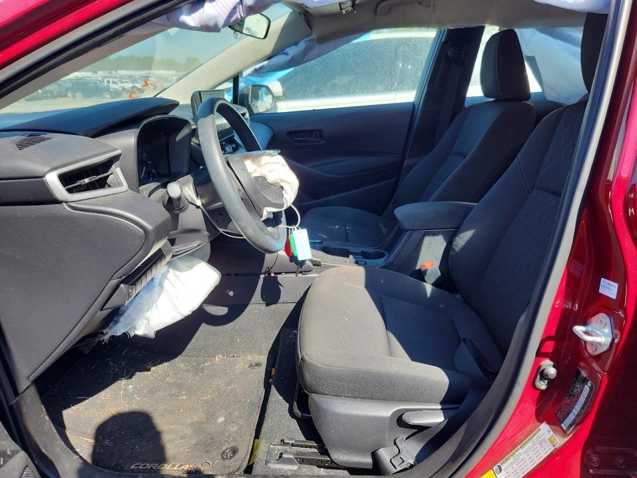 2025 TOYOTA COROLLA