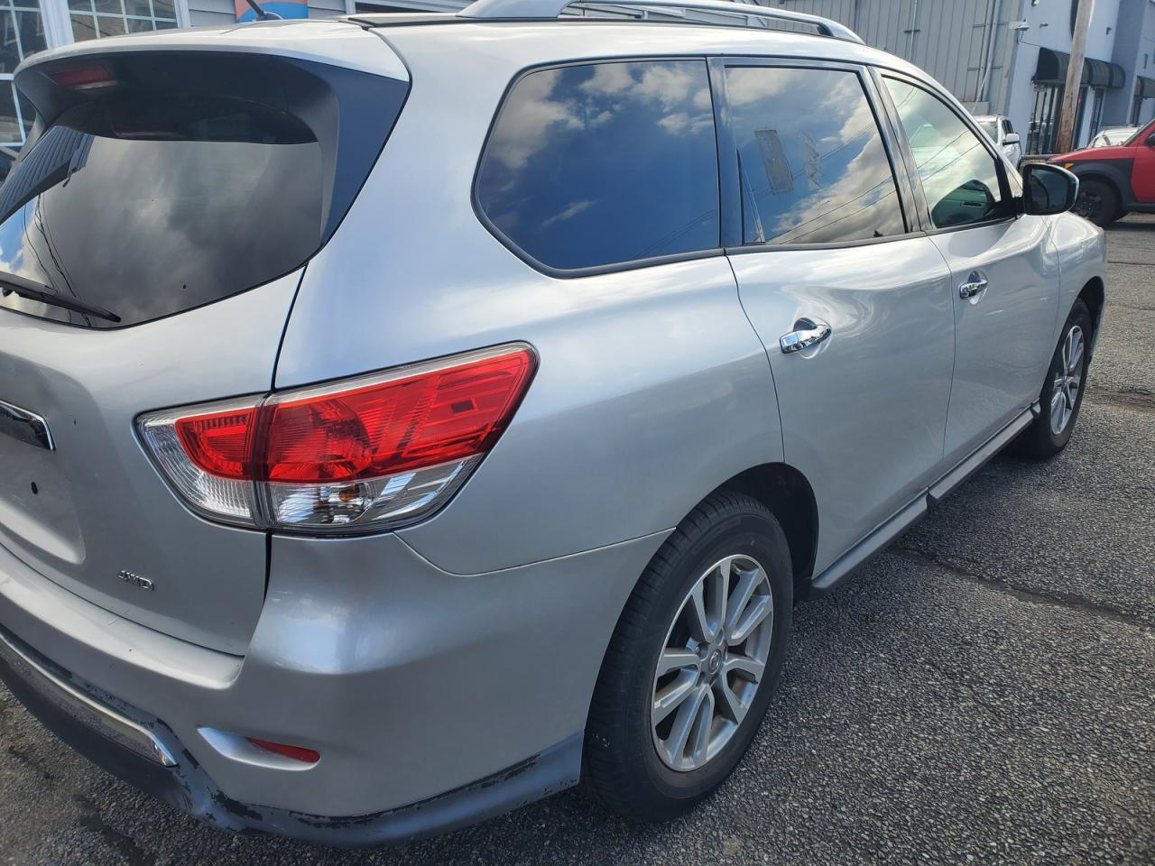 2016 NISSAN PATHFINDER