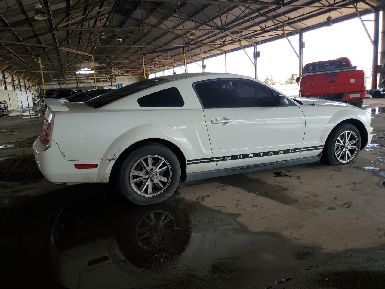 2005 FORD MUSTANG