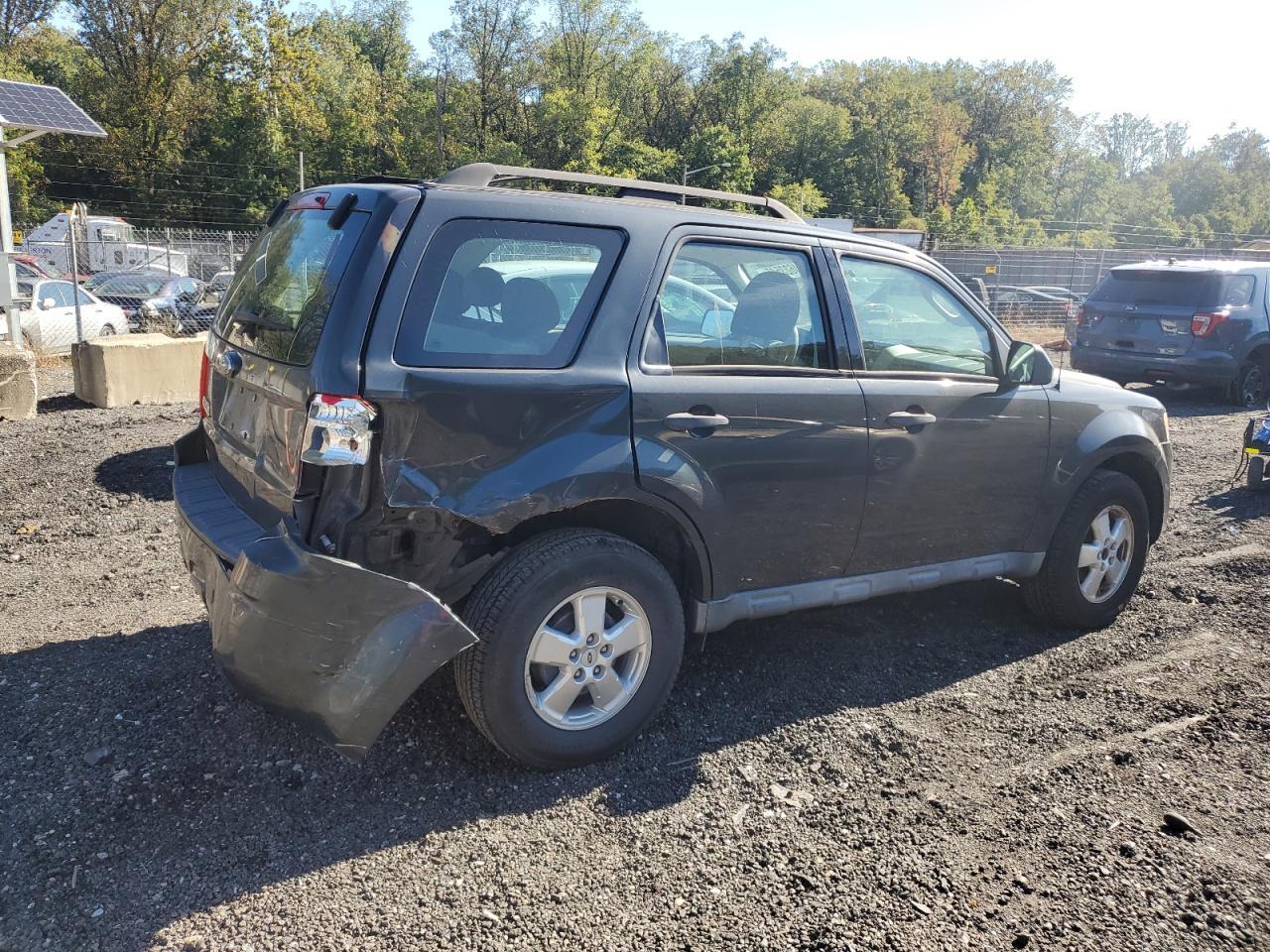 2009 FORD ESCAPE