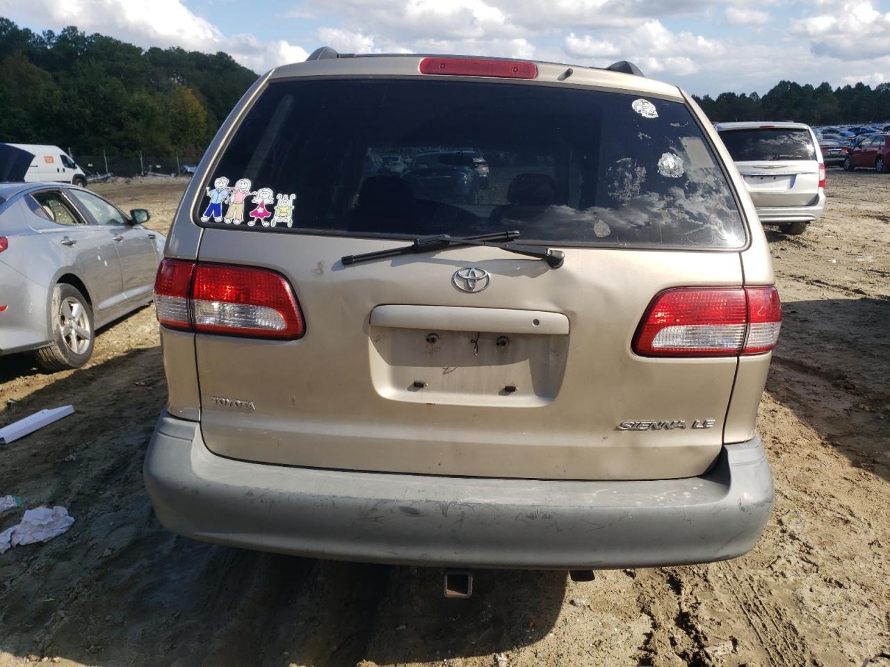 2001 TOYOTA SIENNA