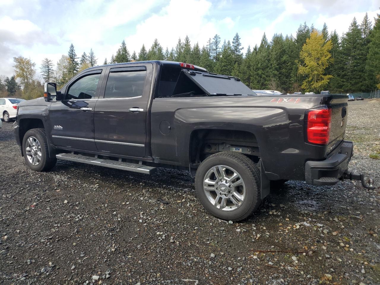 2018 CHEVROLET Silverado