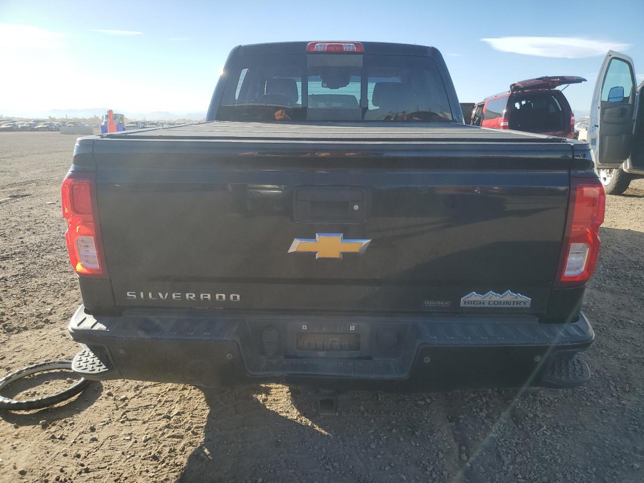 2018 CHEVROLET Silverado