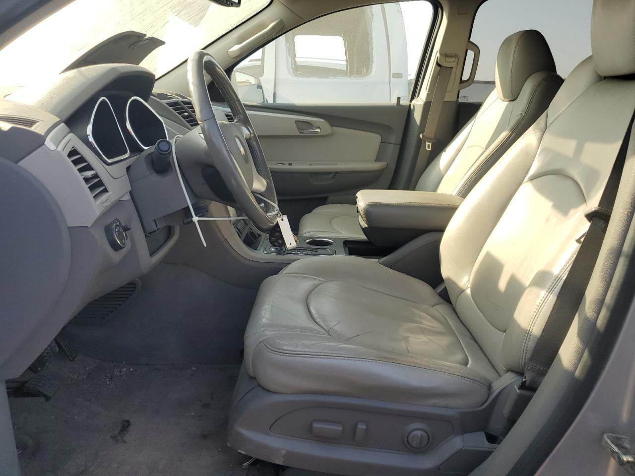 2010 CHEVROLET TRAVERSE