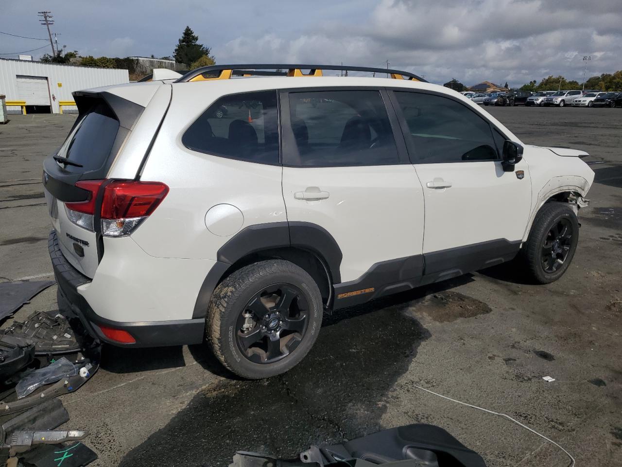 2022 SUBARU FORESTER