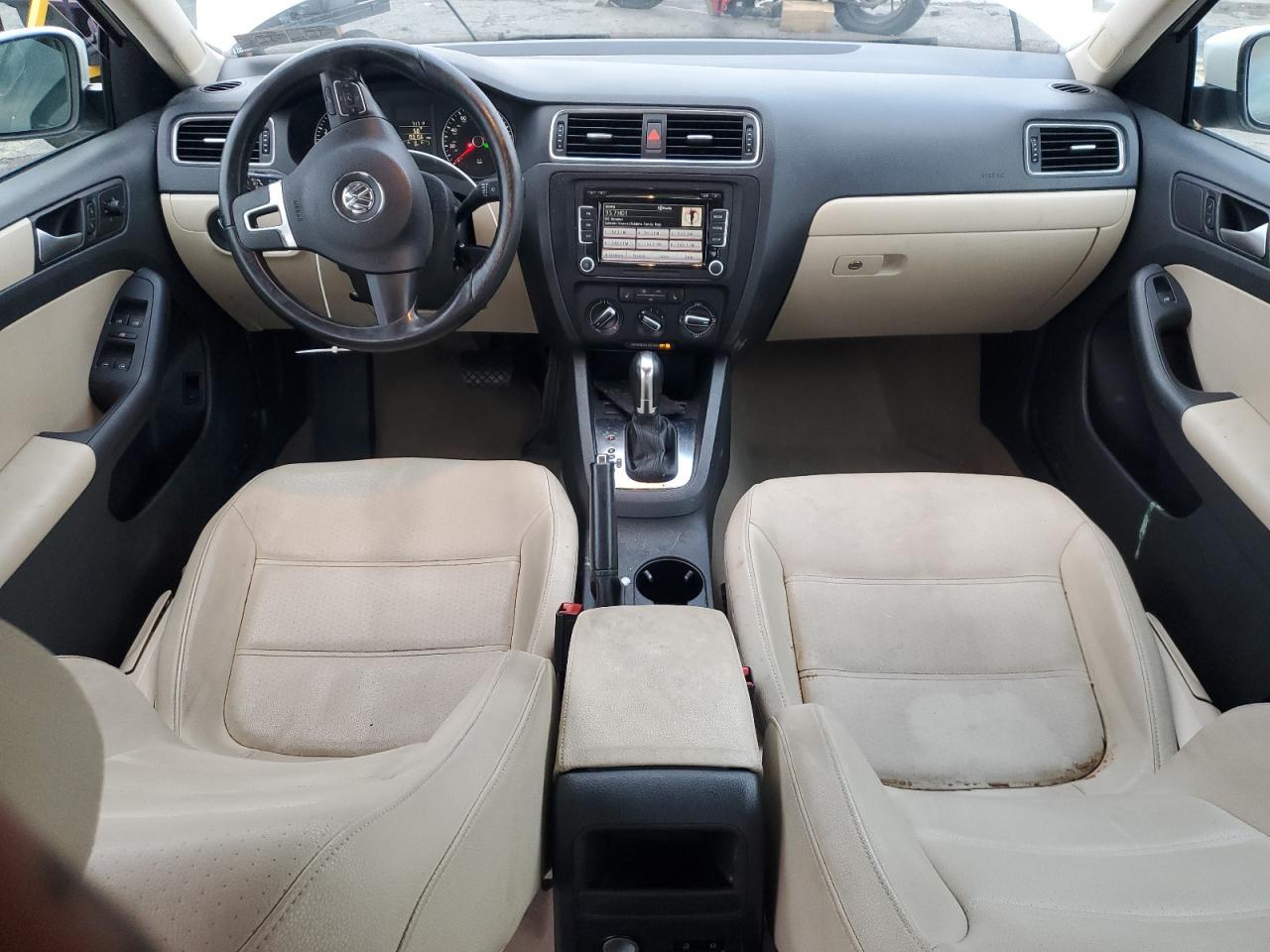2012 VOLKSWAGEN JETTA