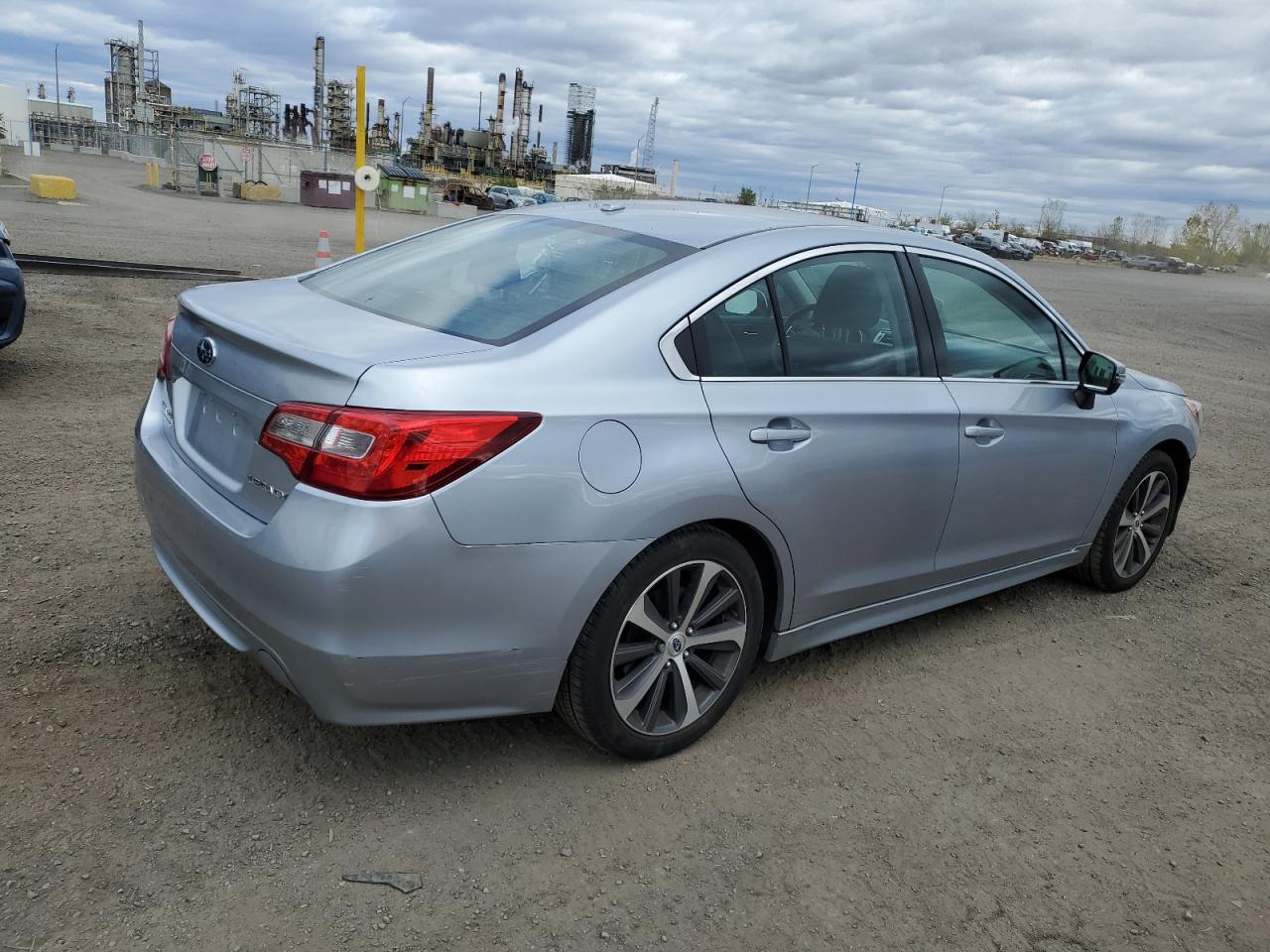 2017 SUBARU Legacy