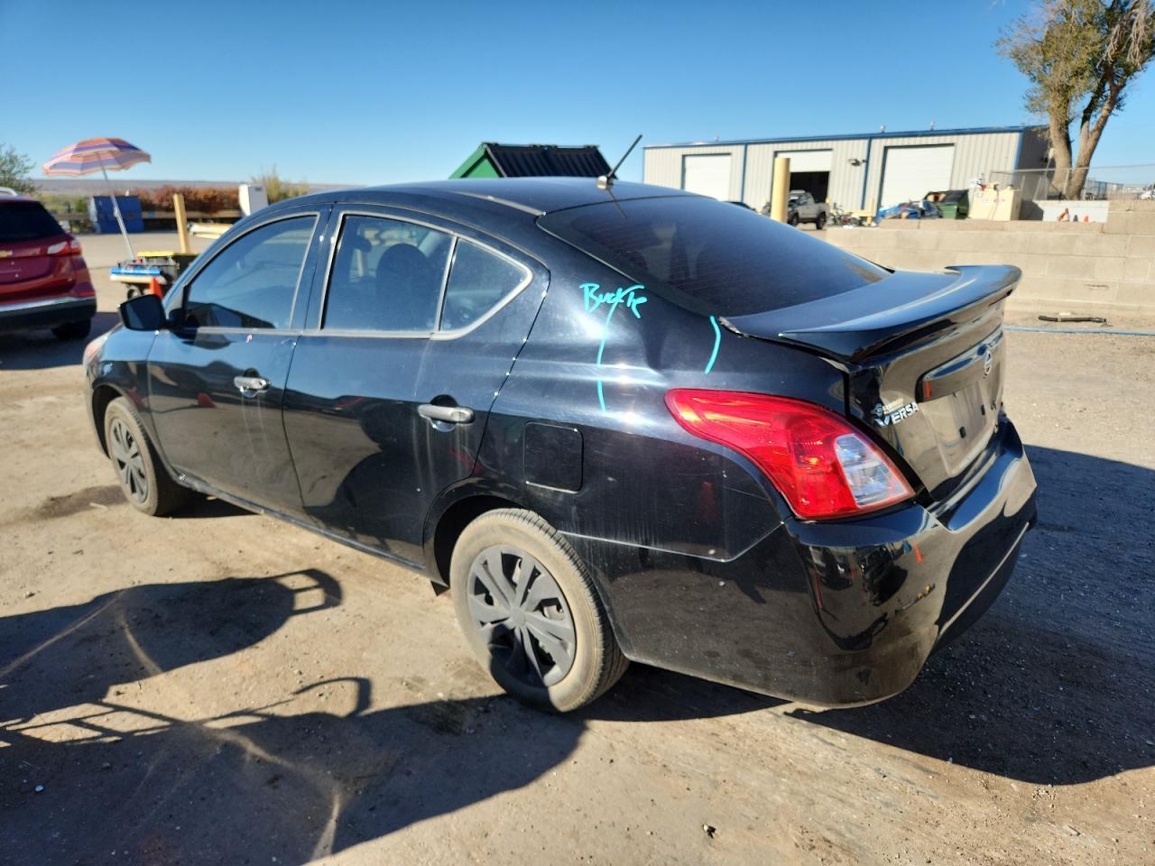 2017 NISSAN VERSA