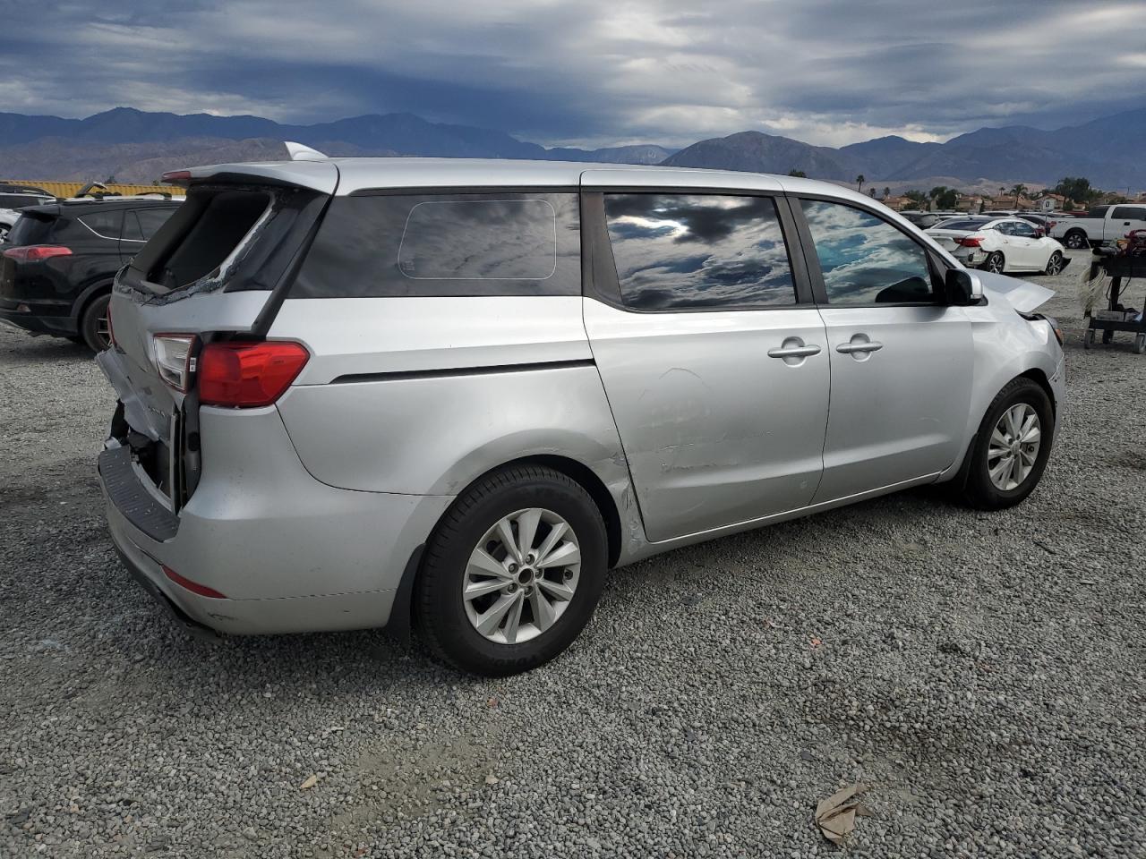 2017 KIA SEDONA