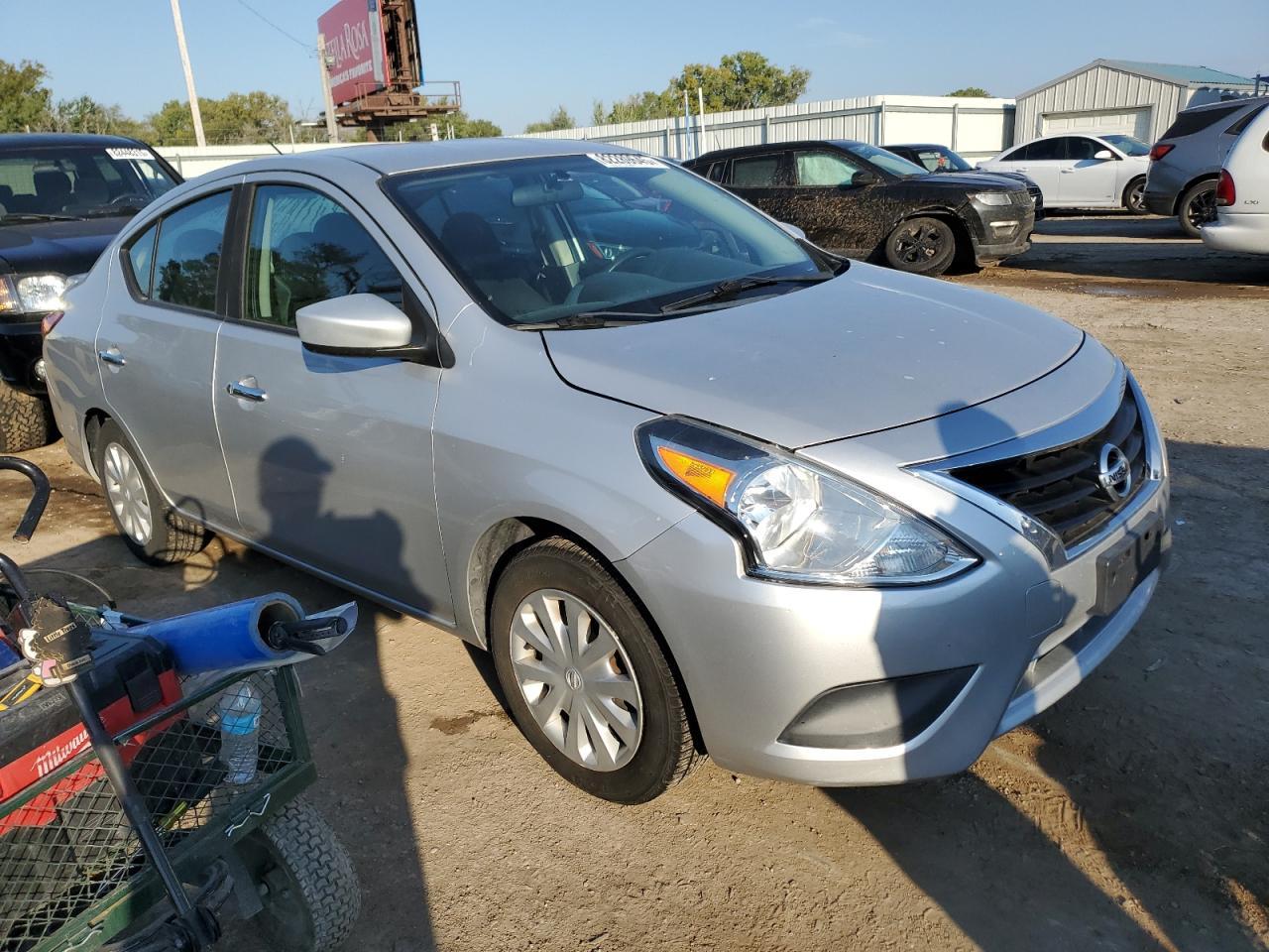 2019 NISSAN VERSA