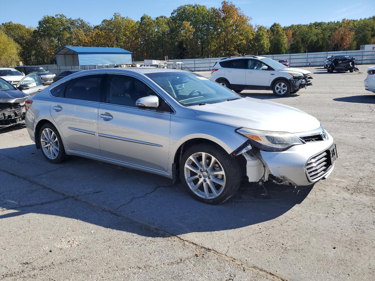 2013 TOYOTA Avalon