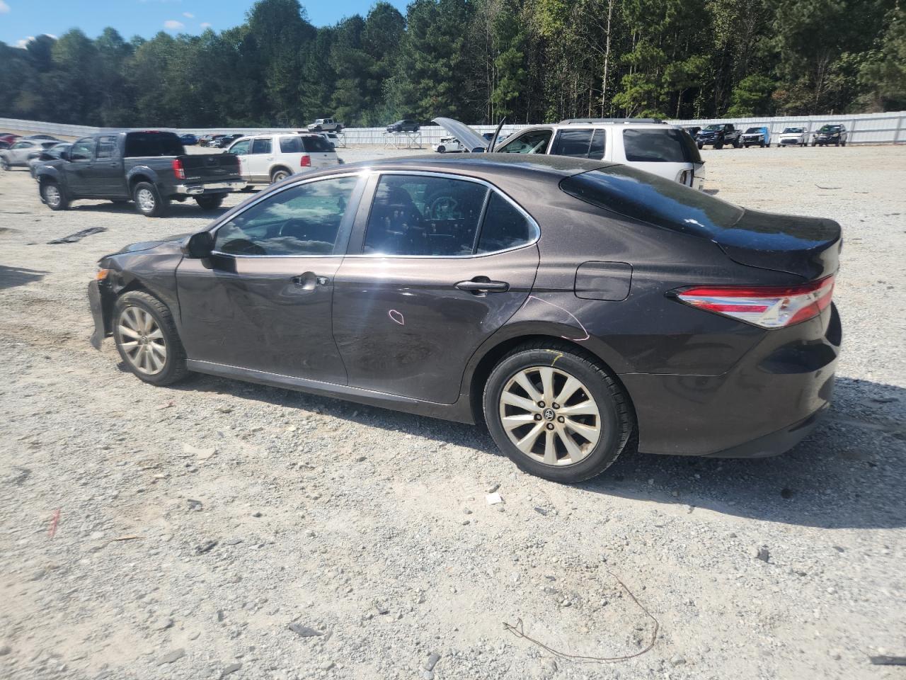 2018 TOYOTA CAMRY
