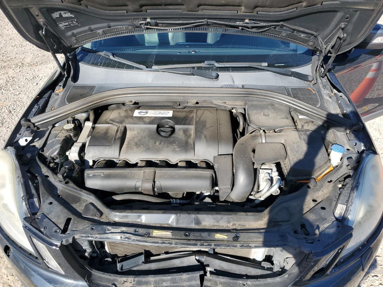 2013 VOLVO XC60