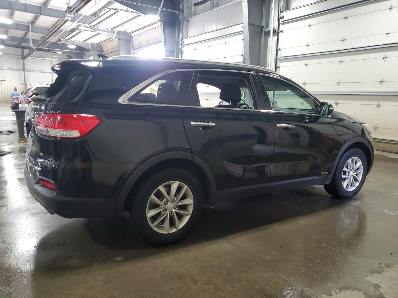 2017 KIA SORENTO