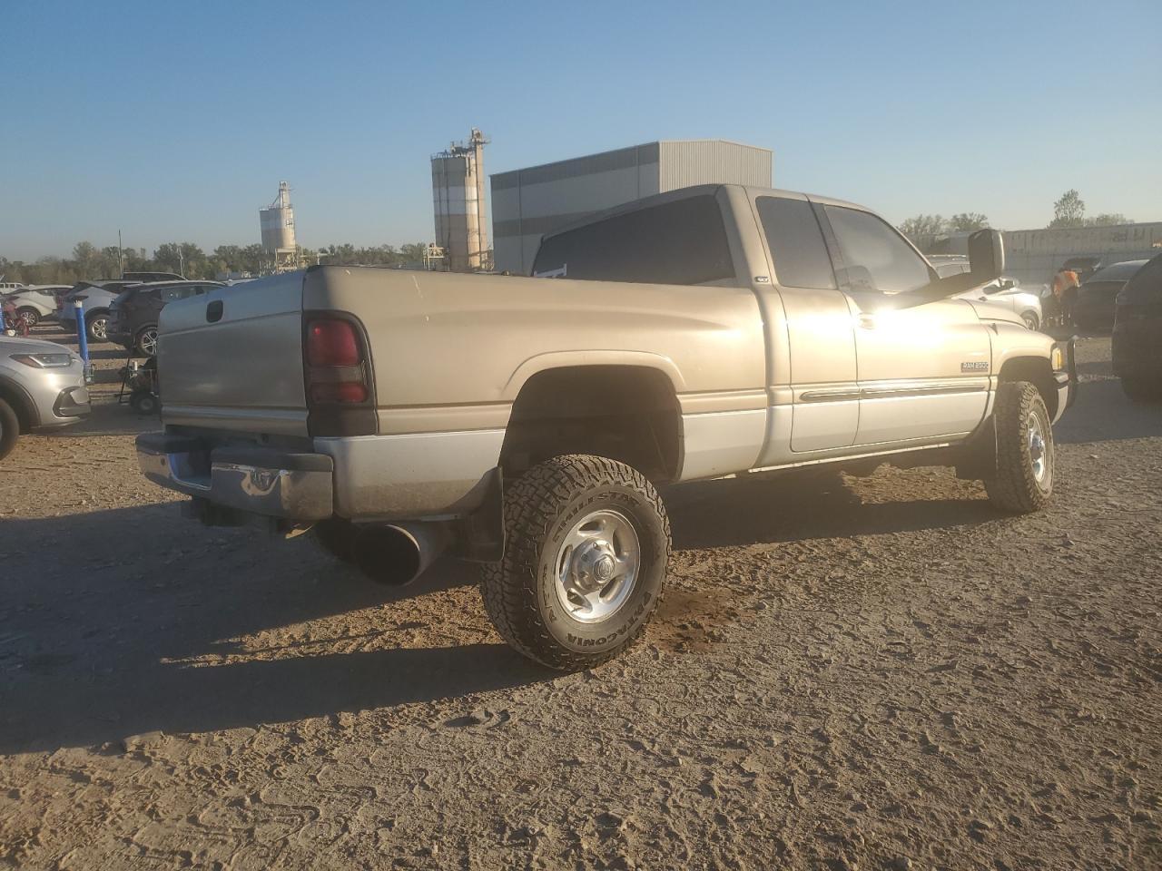 2002 DODGE Ram 2500
