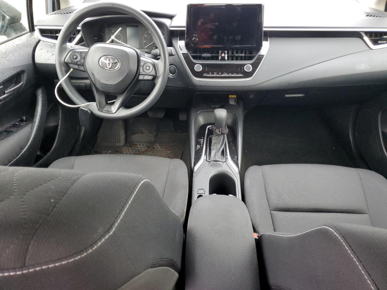 2025 TOYOTA COROLLA