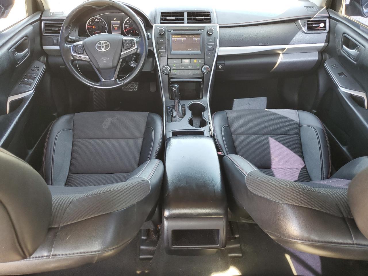 2017 TOYOTA CAMRY