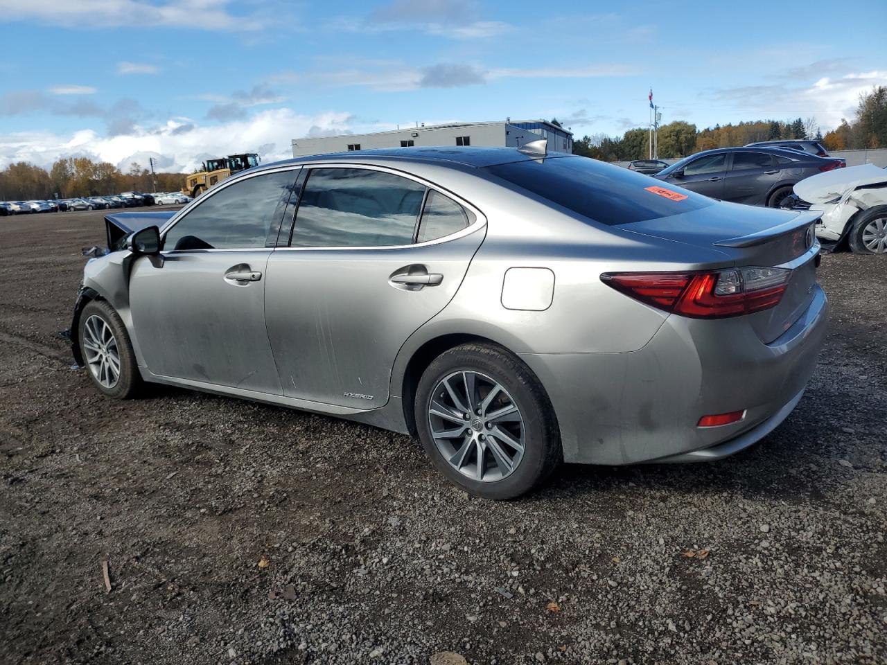 2018 LEXUS ES 300H