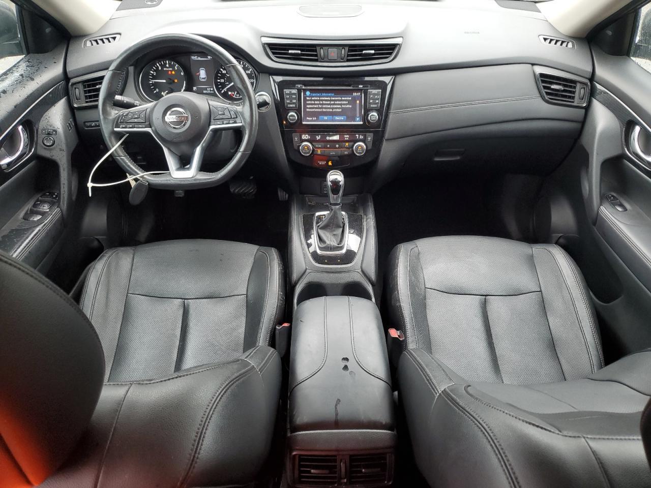 2017 NISSAN ROGUE