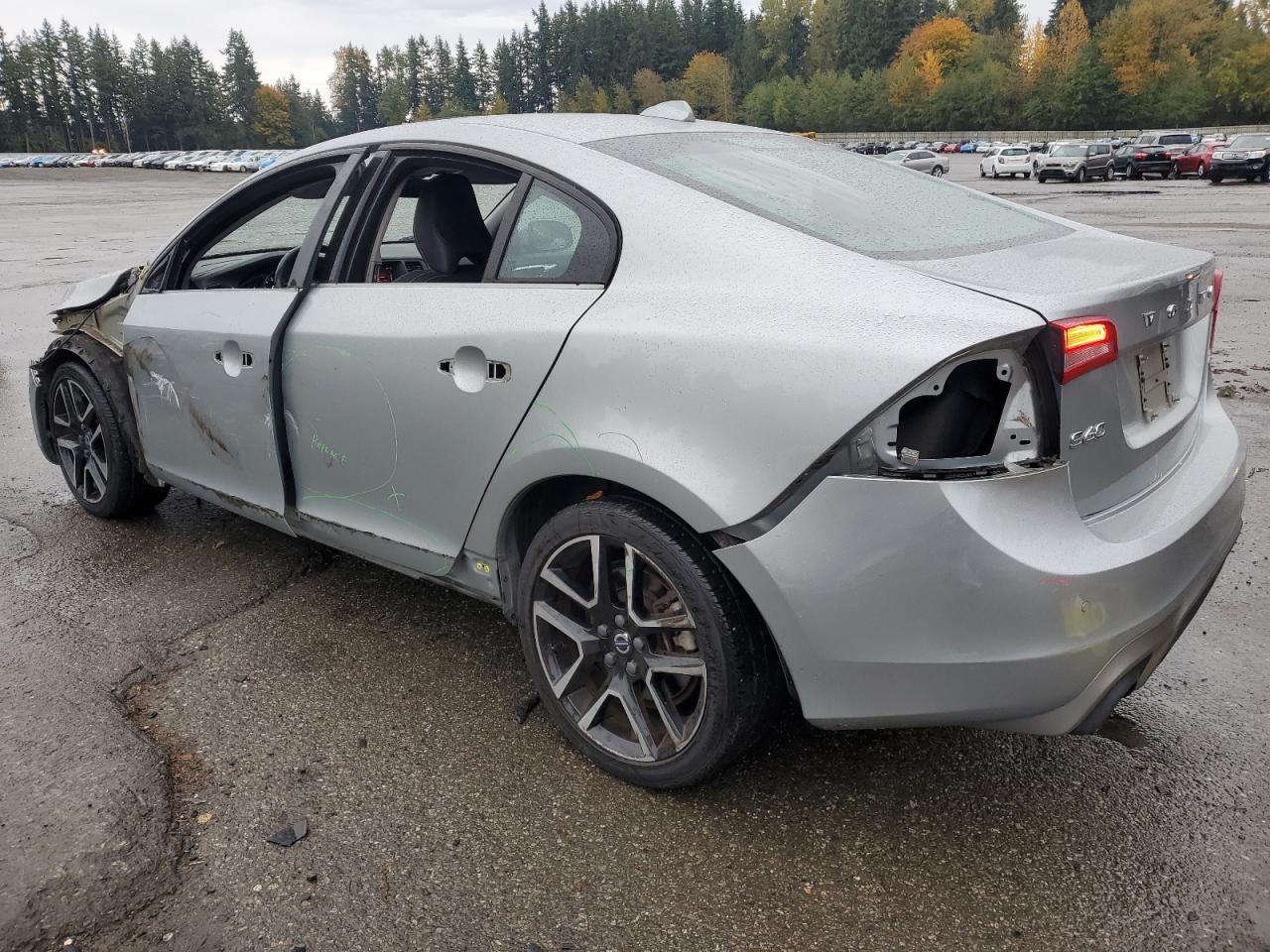 2018 VOLVO S60