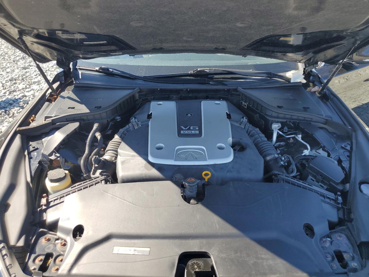 2015 INFINITI Q50