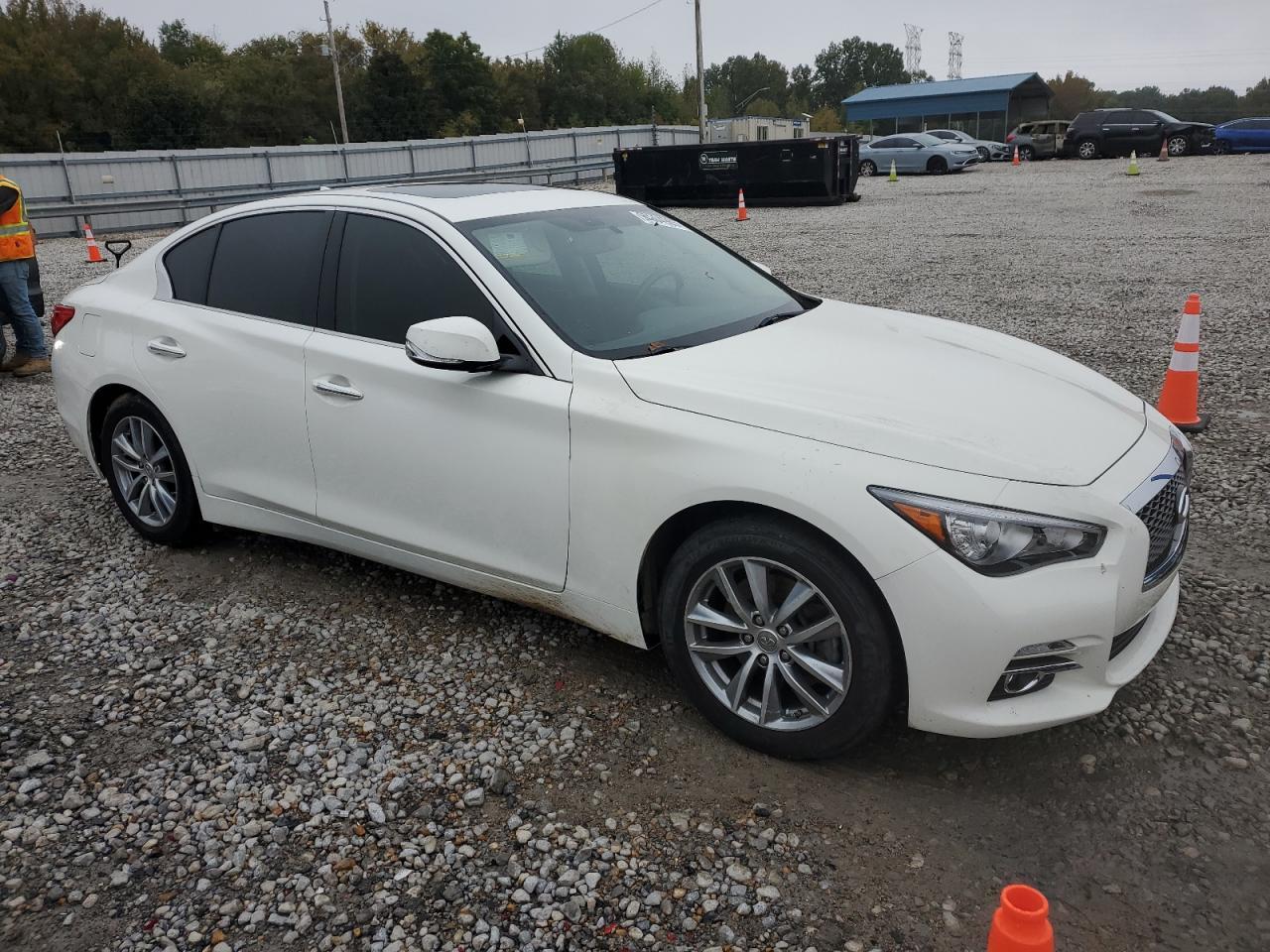 2017 INFINITI Q50