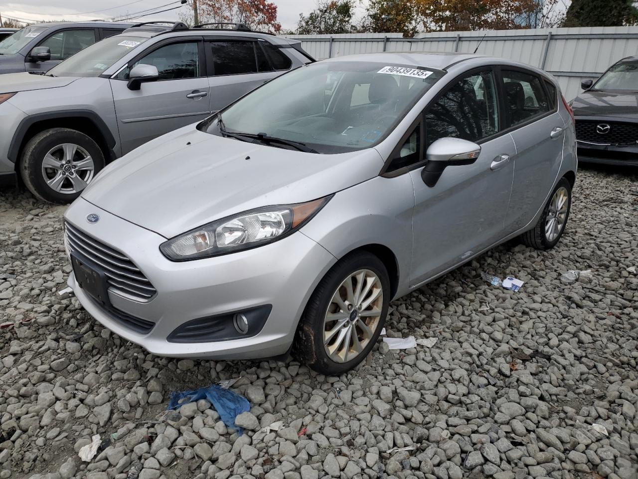2014 FORD Fiesta