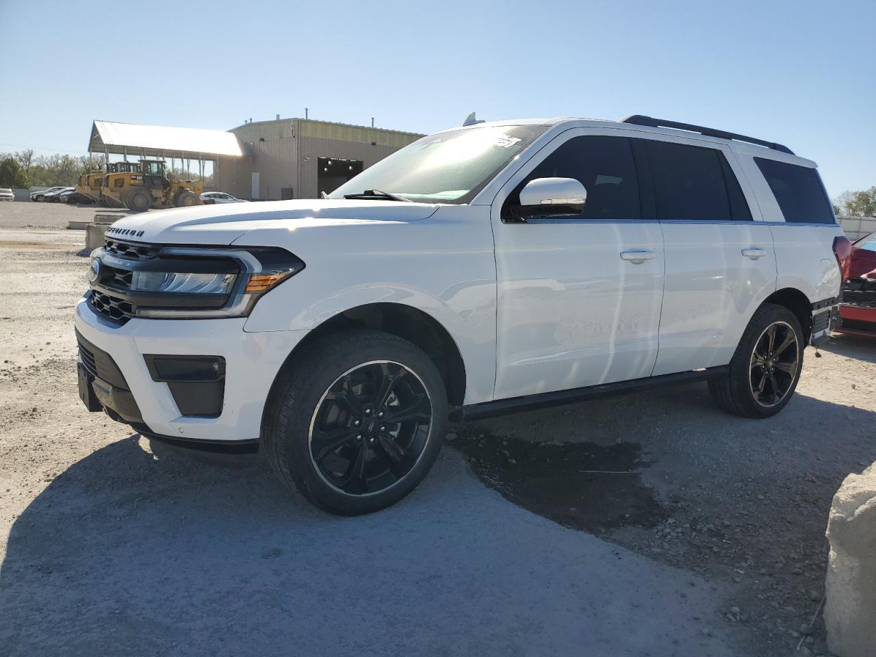 2022 FORD Expedition