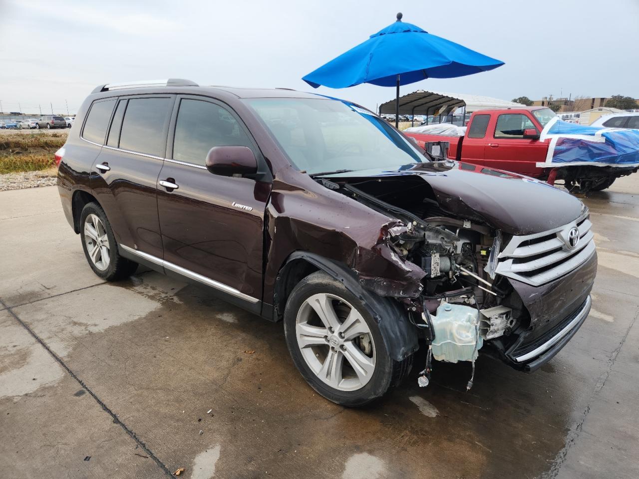 2011 TOYOTA HIGHLANDER